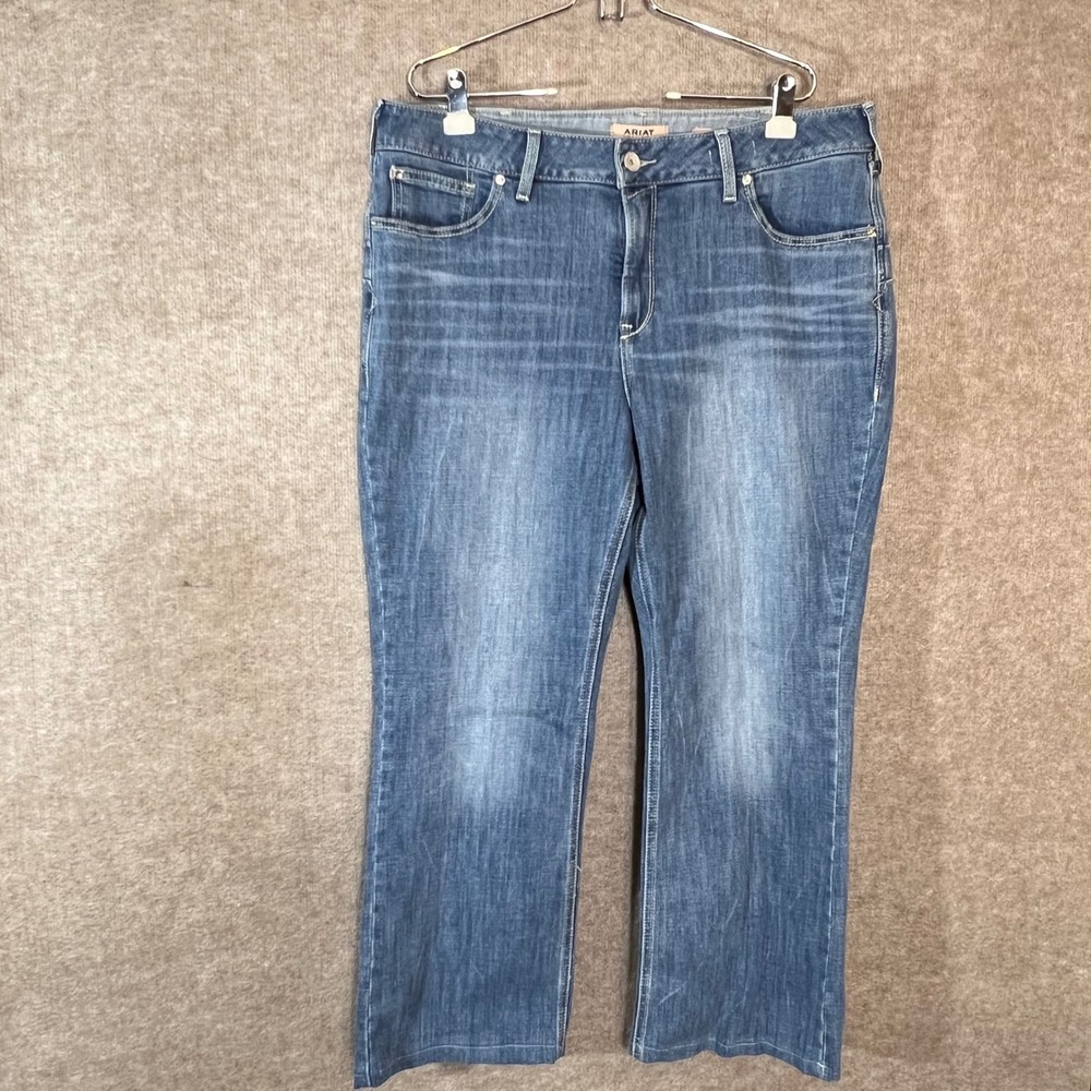 Ariat Bootcut Jeans Womens 18W Medium Wash Embroidered Pockets Western Denim